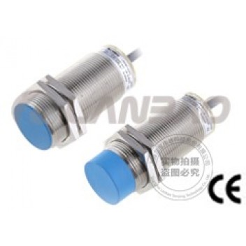 Cảm biến tiệm cận  LR30XCF10LUM (LANBAO)